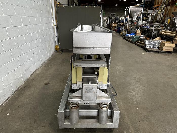 Used Allen VC10268 Vibratory Conveyor