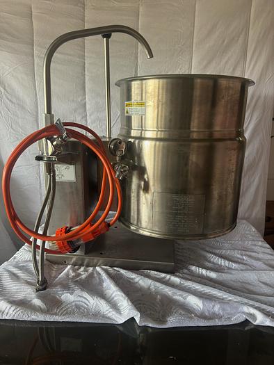 Used Cleveland KET-12-T 12 Gallon Tilting Kettle