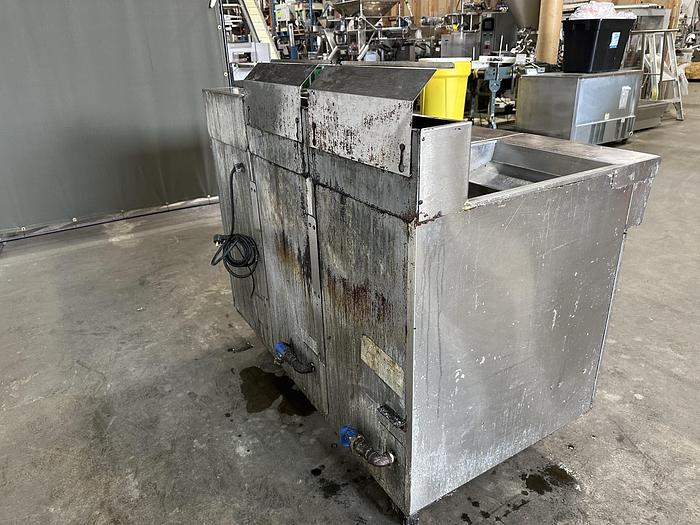Used Quest Double Deep Fryer with Filtration