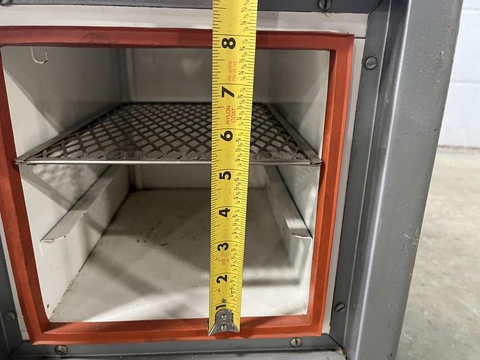 Used NAPCO 58301 Bench Top Vacuum Oven