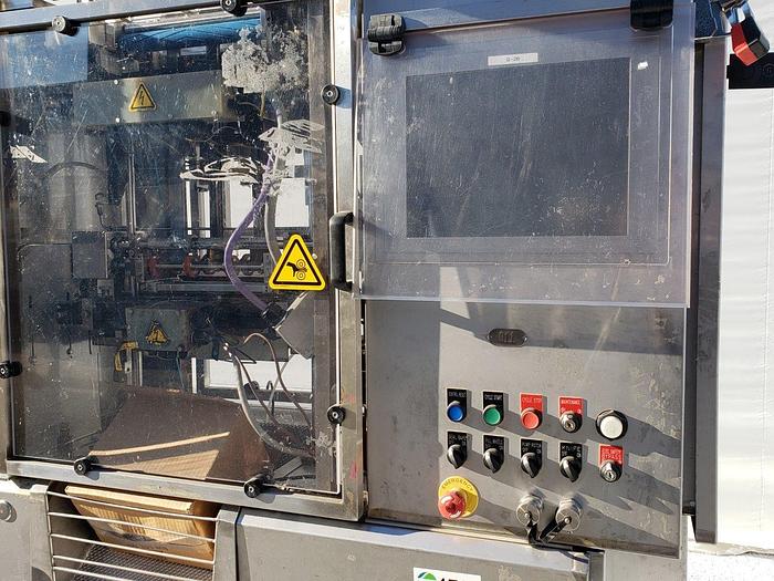 Used Winpak W-12 Liquid VFFS