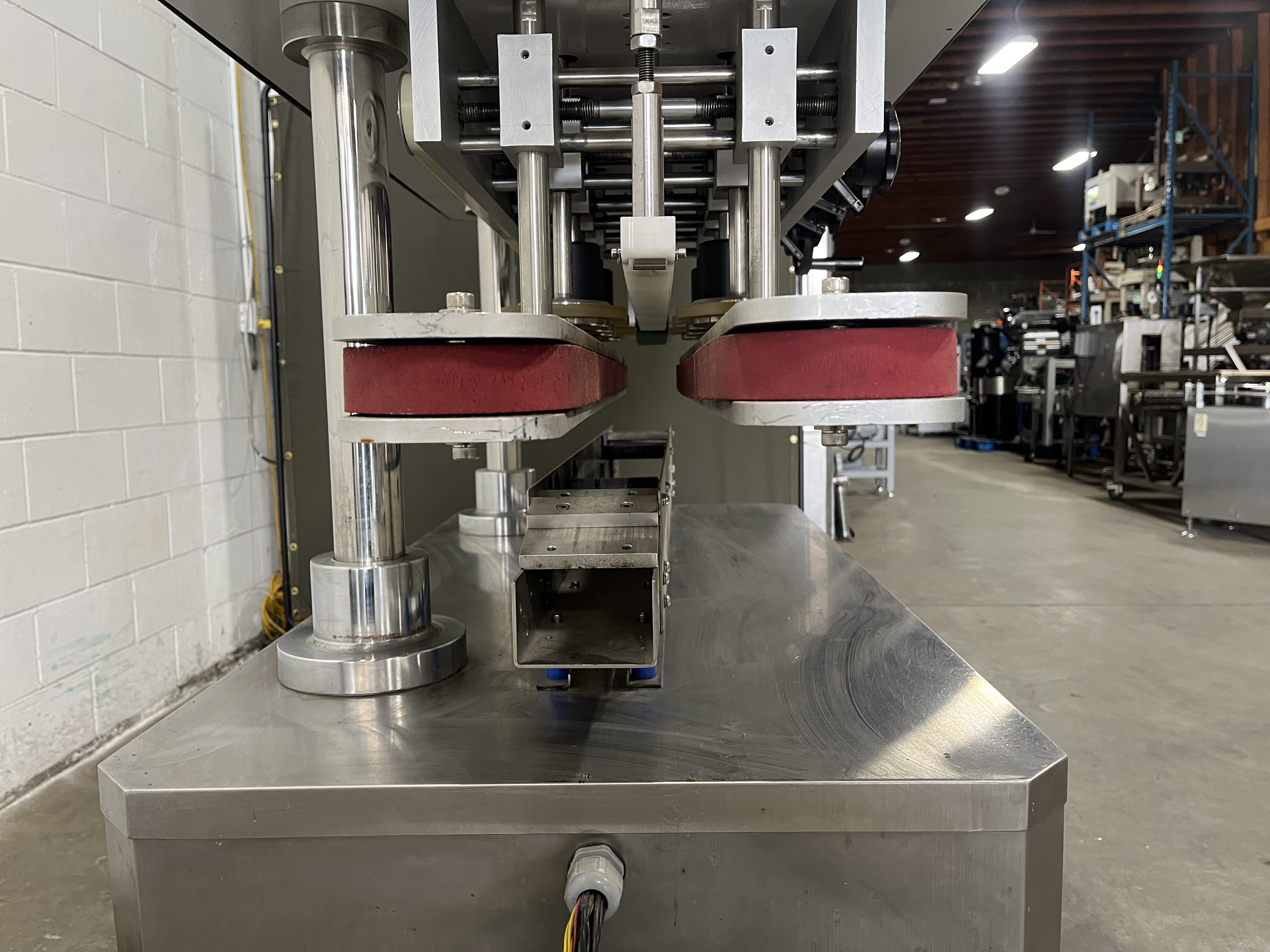 Used Pharmasystec Bottle Capper