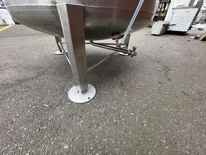 Used 825 Gal. Brite Tank