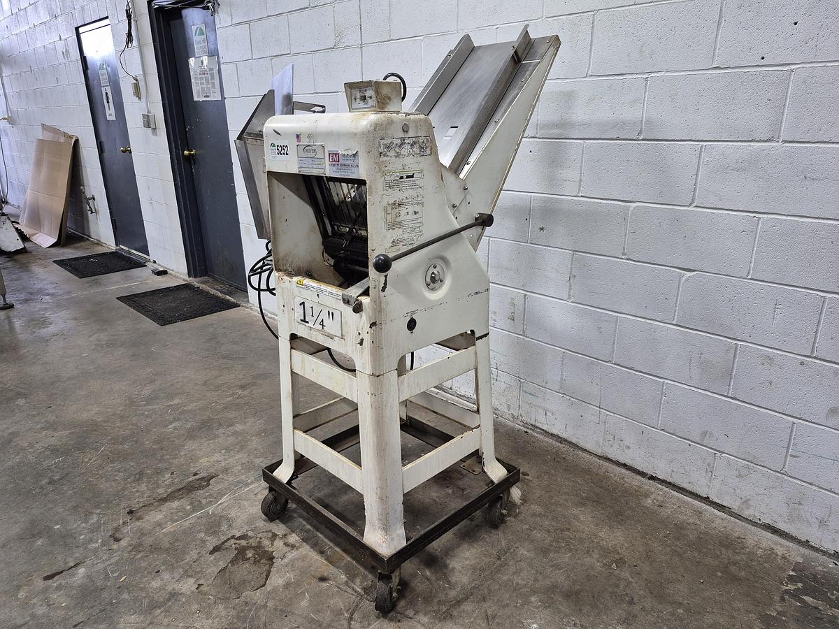 Used Oliver 797-32 Bread Slicer with Mini-Vert Air Bagger Station
