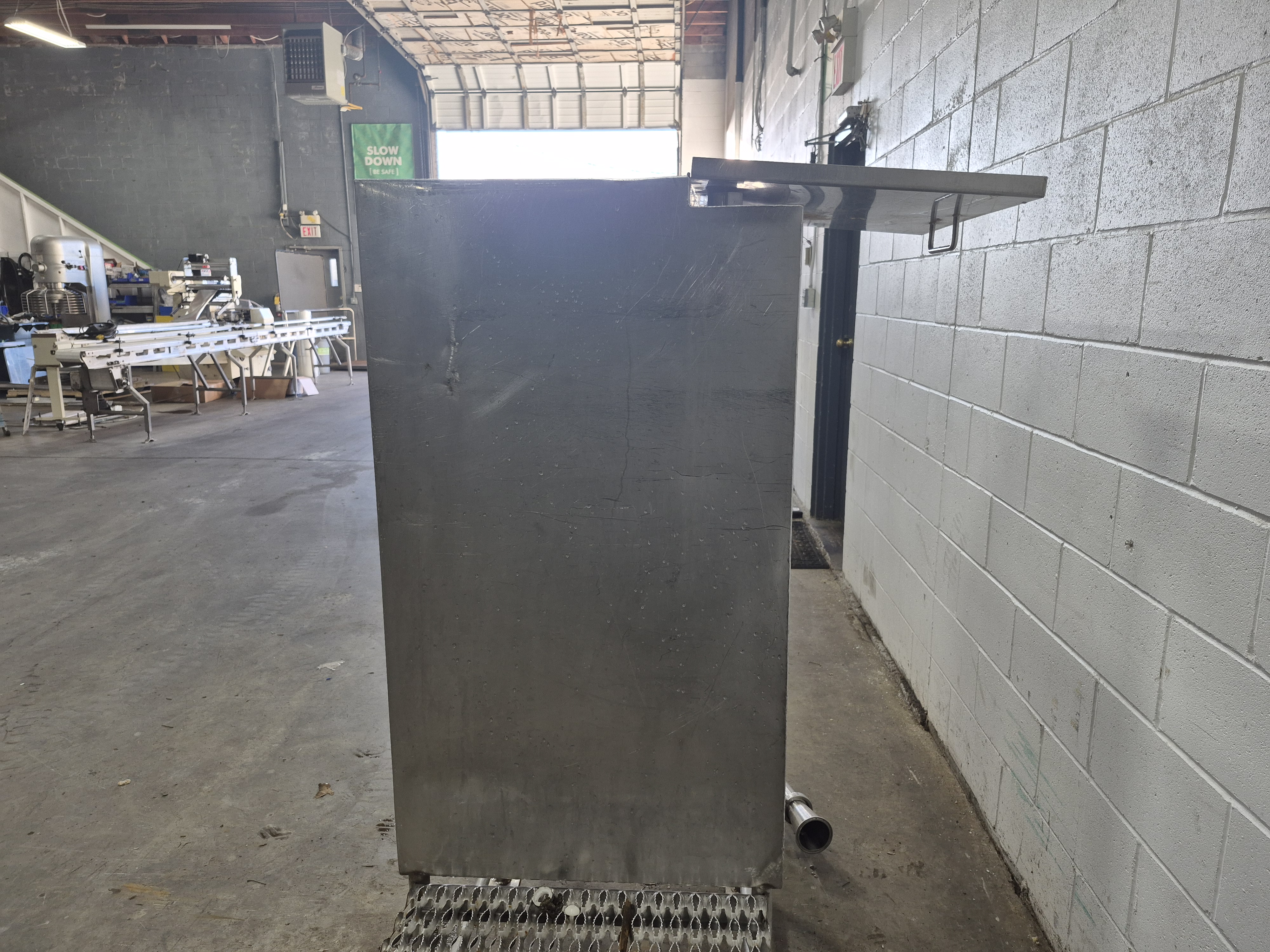 Used Balance Tank w/ Strainer Screen Bottom