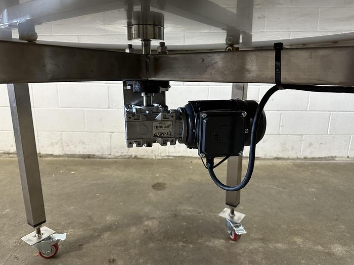 Used 50" Accumulation Table