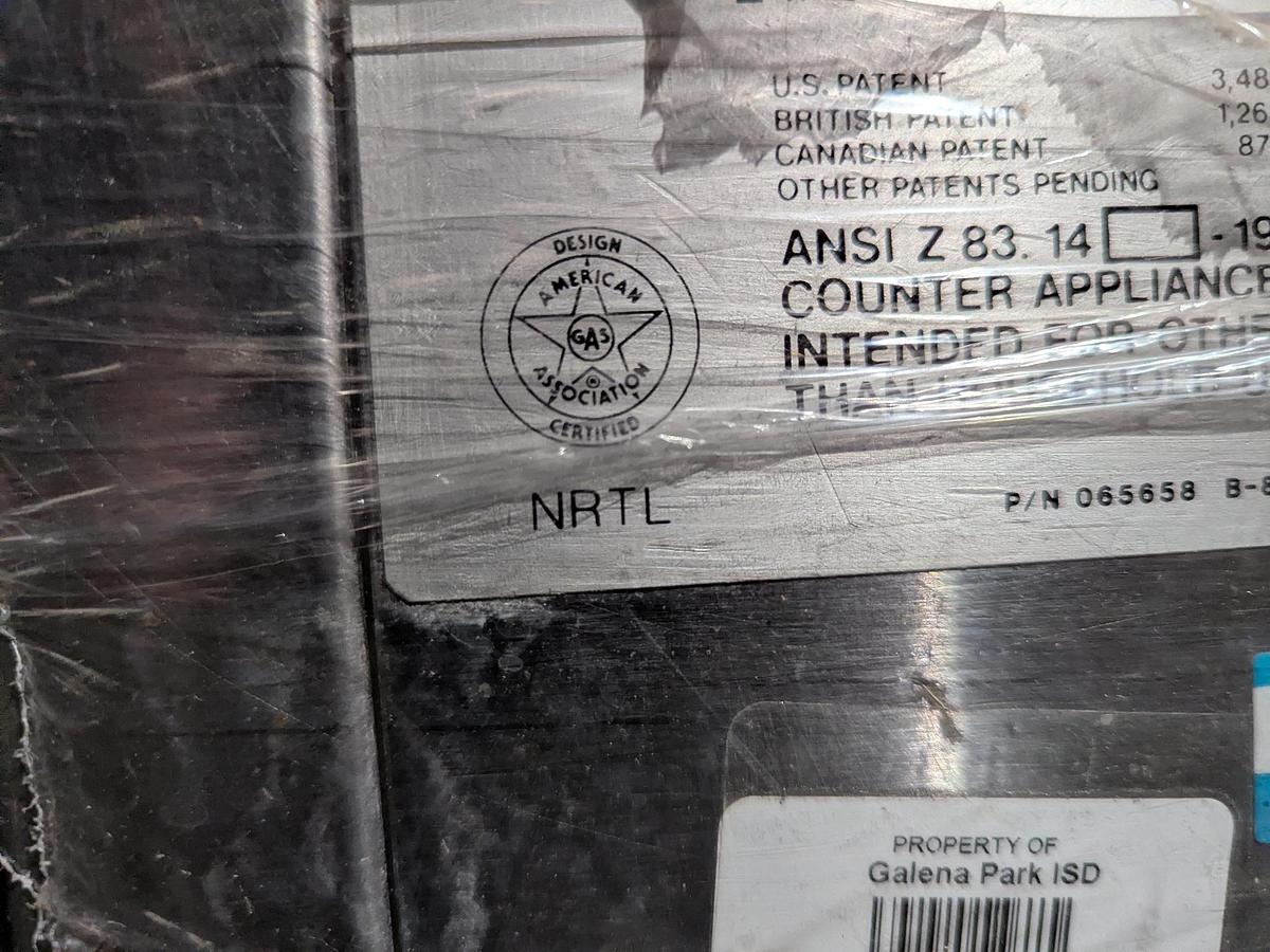 Used Groen Tilting Skillet