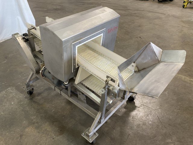 Used Safeline Metal Detector