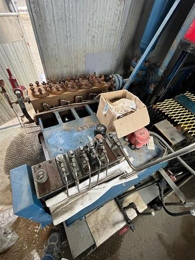 Used Waukesha F1197G Engine with Wheatley HP165 Quintuplex Pump