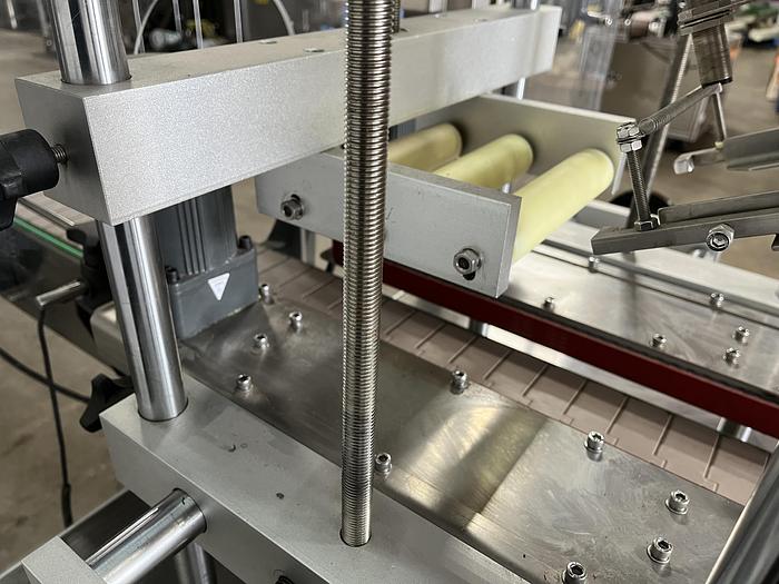 Used Automatic Press Capping Machine