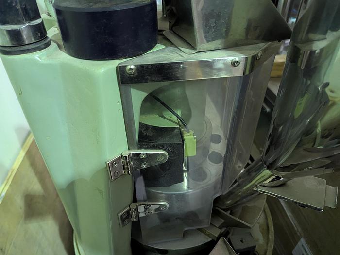 Used Pharmatech Tablet Press