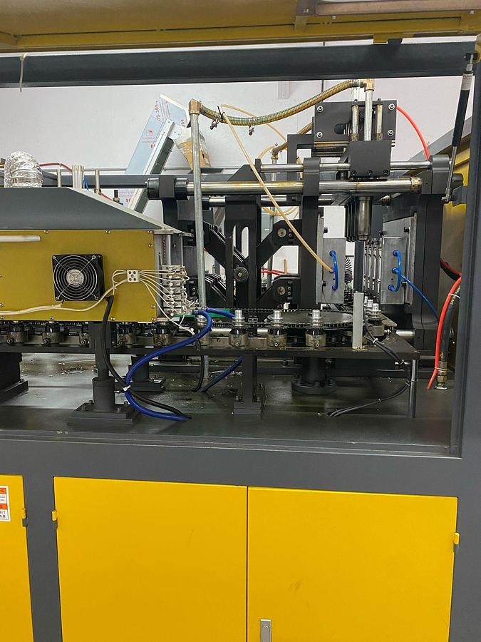 Used Berg Water-Blow Molding Machine