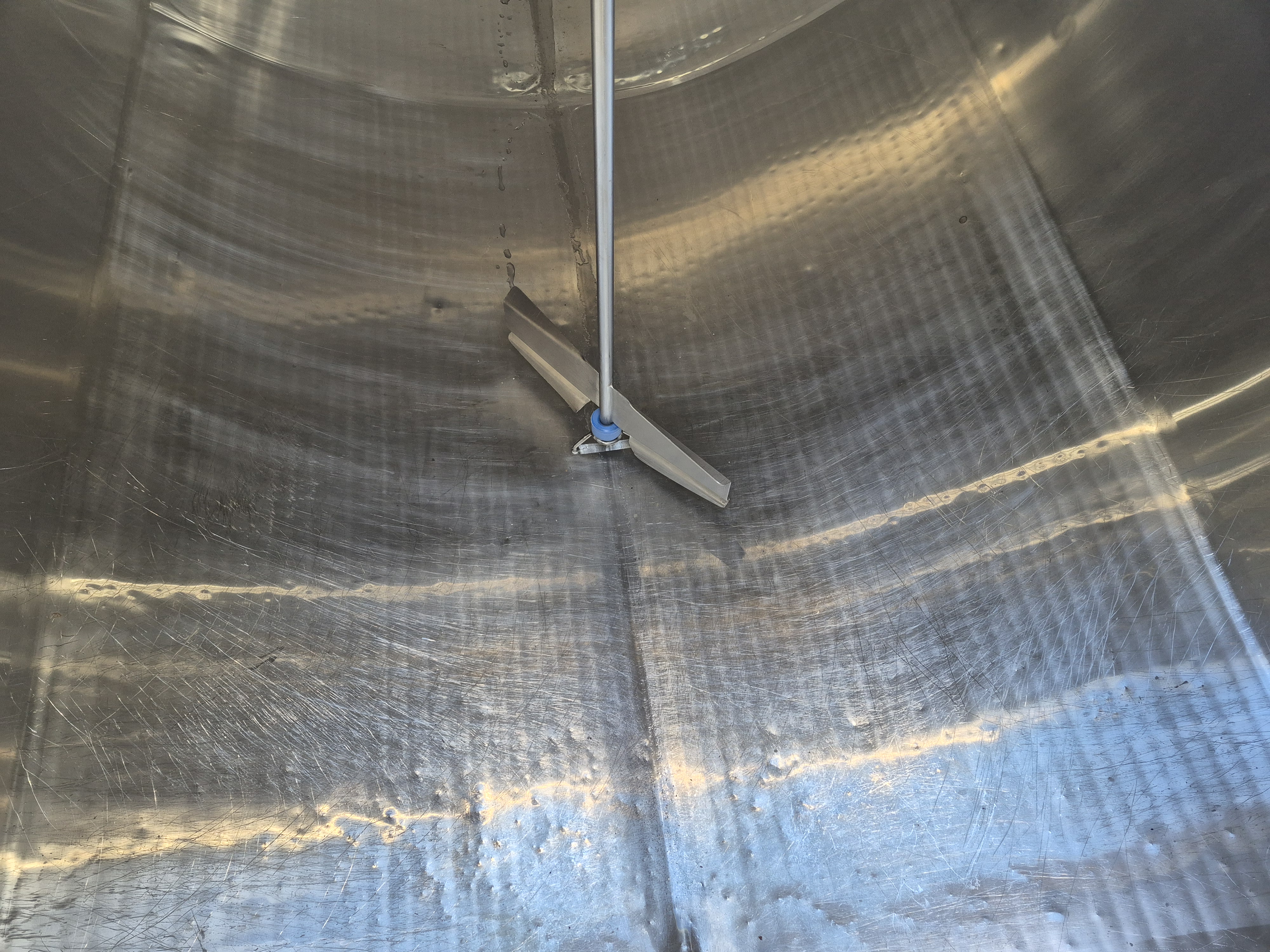 Used Paul Mueller Horizontal 2000 Gallon Tank