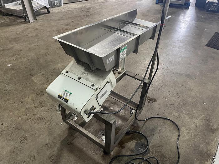 Used Syntron F-212B Electromagnetic Vibrating Feeder