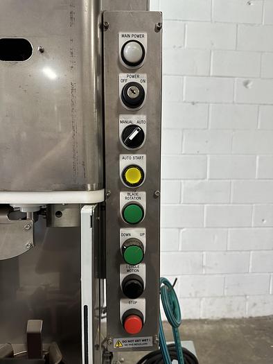 Used Namoku Tsuma-Taro Vegetable Spiral Cutter