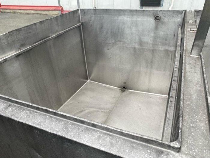 Used Mueller 1200 Gallon Triplex Tank