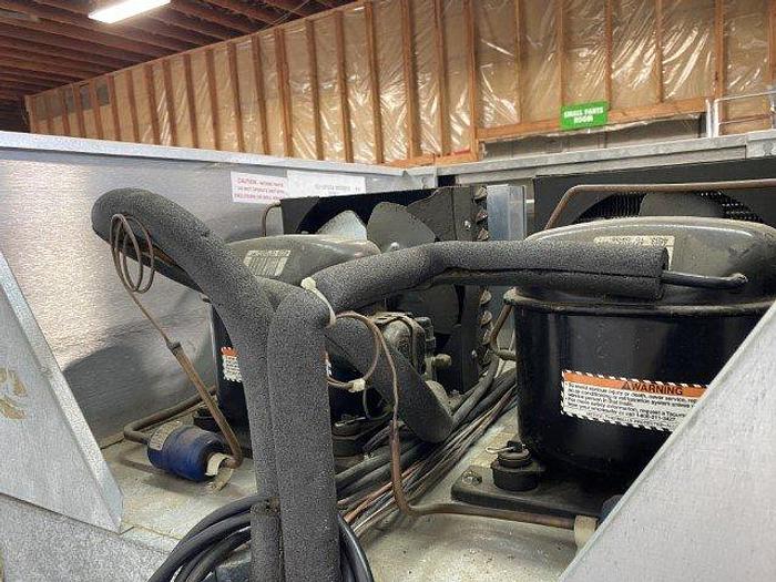 Used Continental 1RF Dual Temp Fridge-Freezer