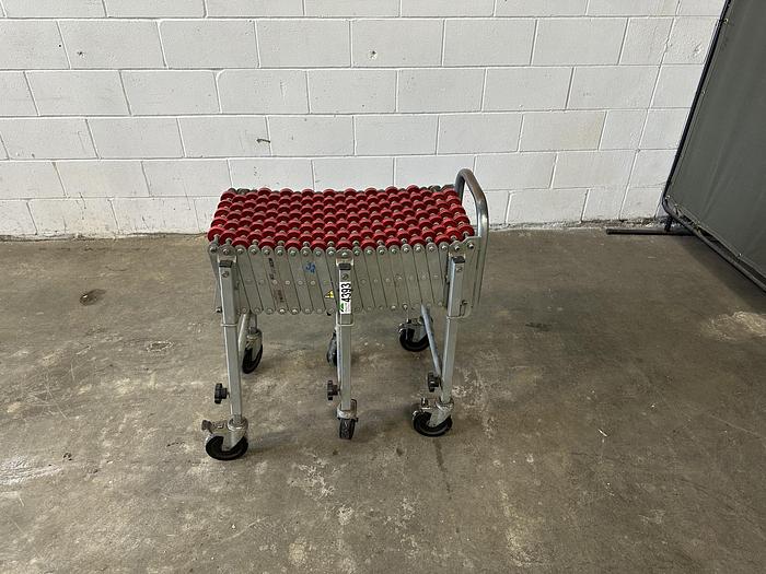 Used NestaFlex 226 Expandable Conveyor