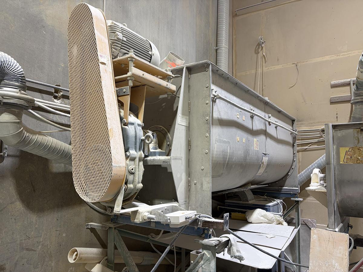 Used Sullivan Strong Scott 70 Cubic Foot Horizontal Ribbon Mixer