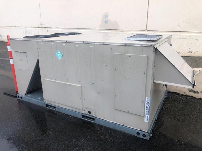 Used Lennox LGH120H4M Gas/Electric Rooftop HVAC Unit