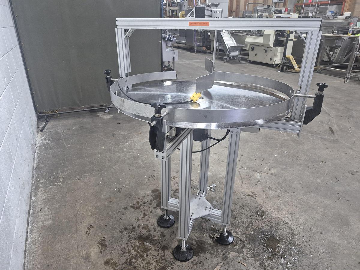 Used 36' Accumulation Table