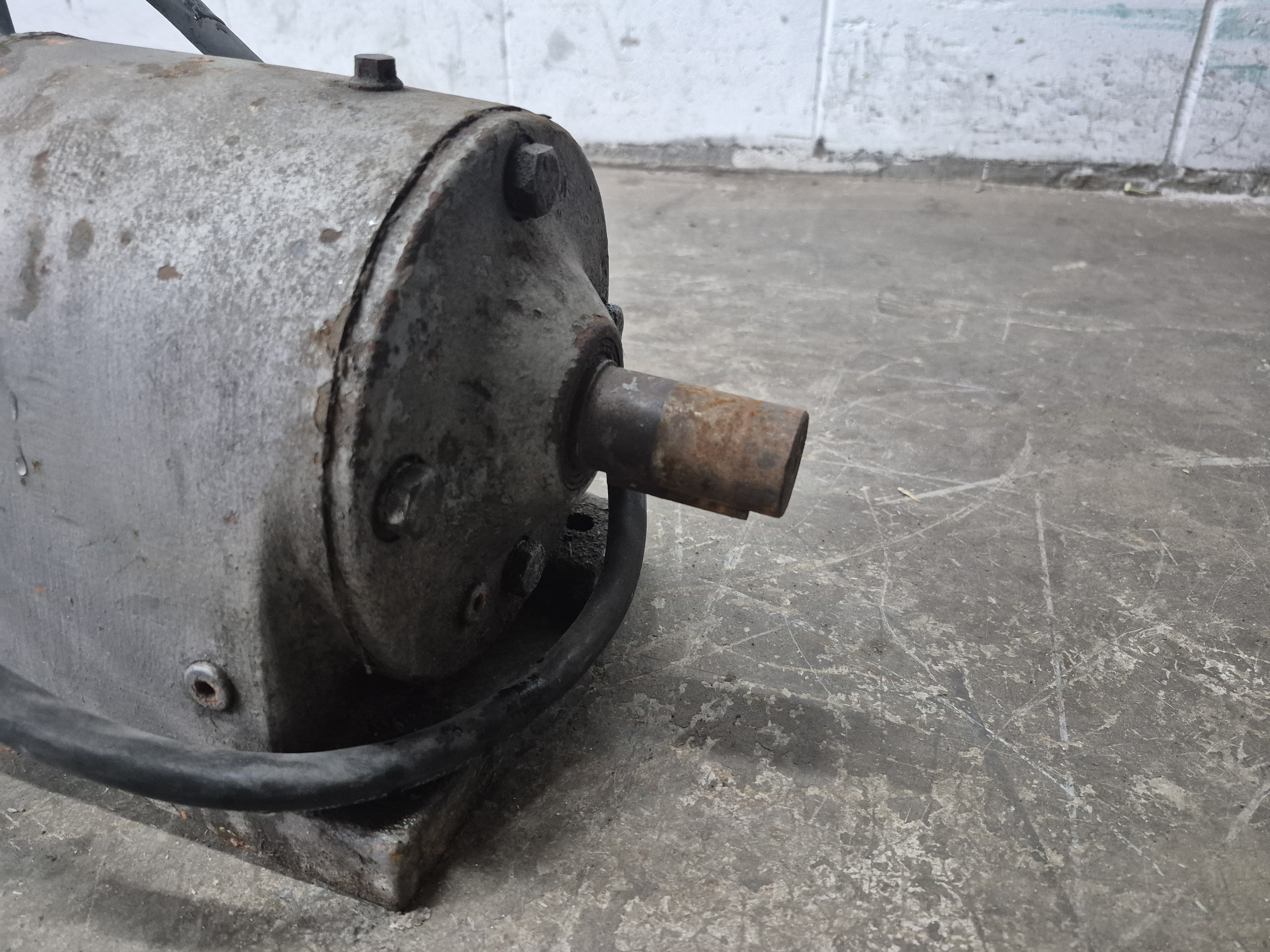 Used Sew-Eurodrive R60LP Helical Speed Reducer 