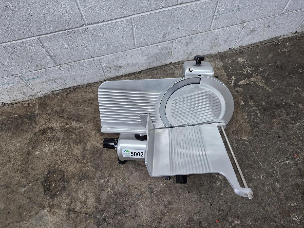 Used Globe G12 Manual Slicer