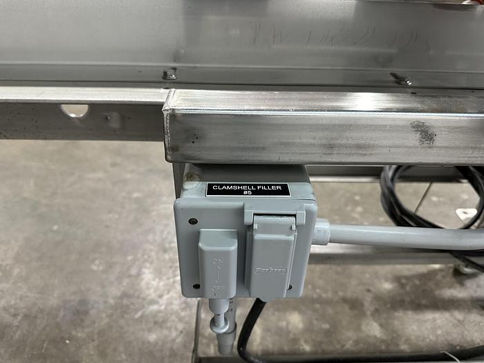 Used Berry Volumetric Clamshell Filler