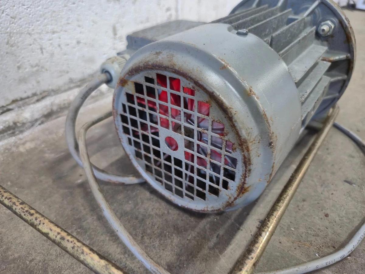 Used Elektra 0.37kW Electric Motor 4AP71-4 w/ Bosch Rexroth Hydraulic Pump 0510010003
