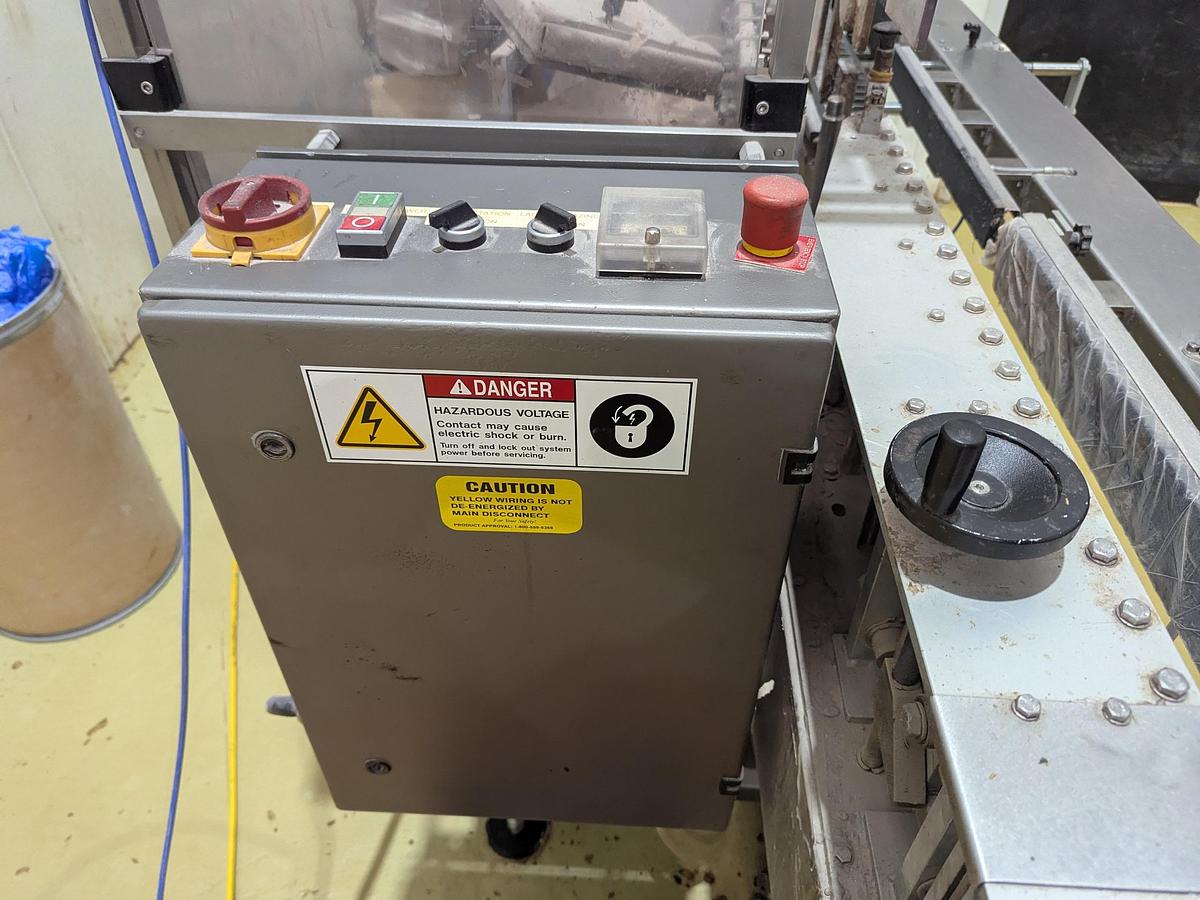 Used Langguth Cold Glue Labeller with Conveyor