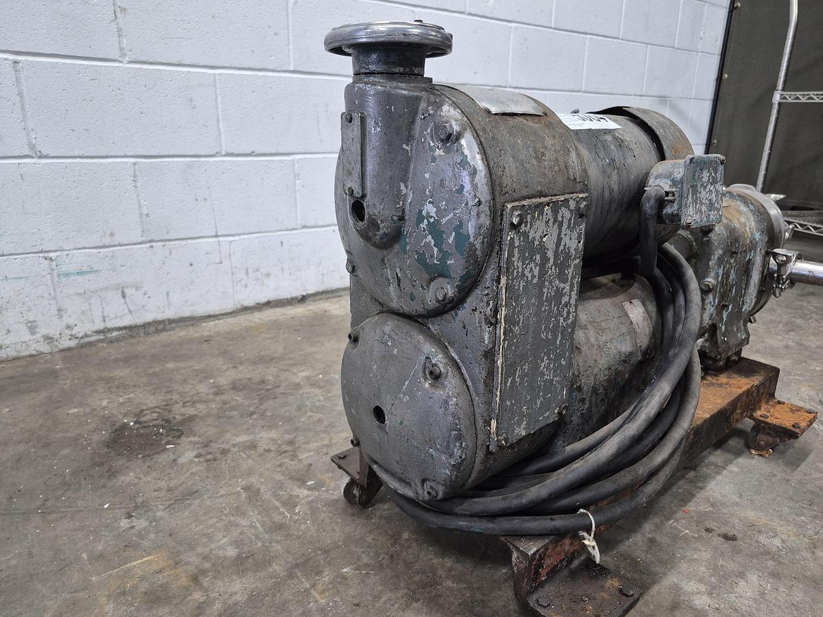 Used Waukesha D0 25 Series Sanitary Pump