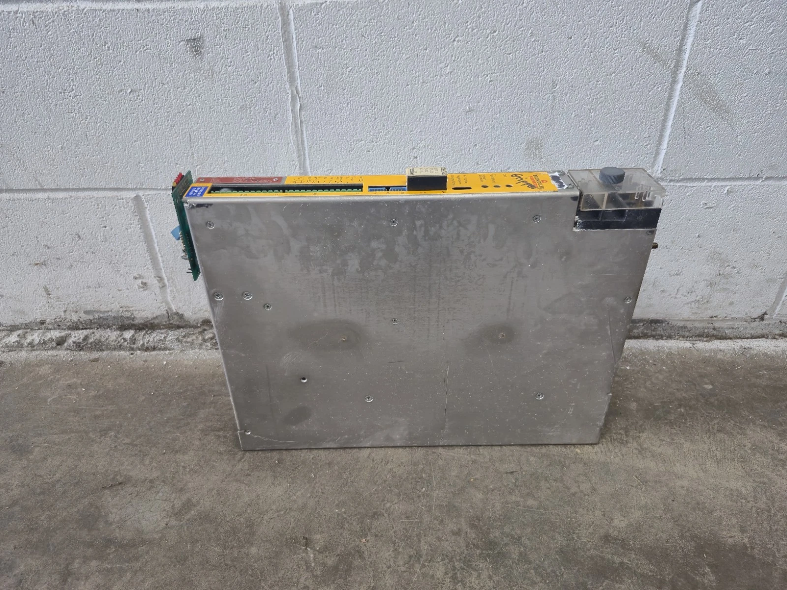 Used Baumüller BUS 21-15/30-30-001 Servo Drive