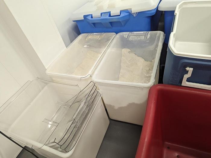 Used Prep Containers & Ingredient Bins