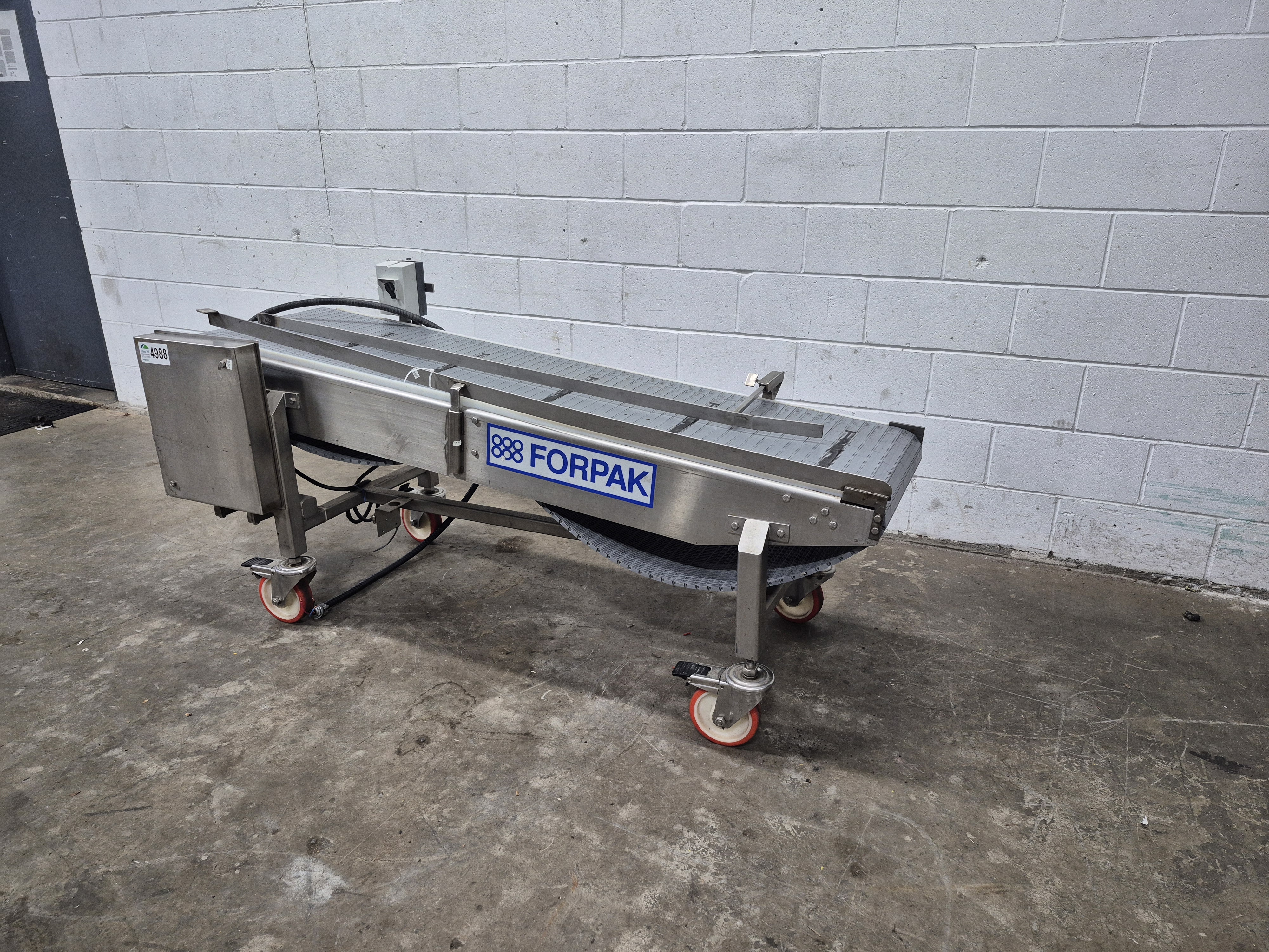Used 6 Feet Box Conveyor 