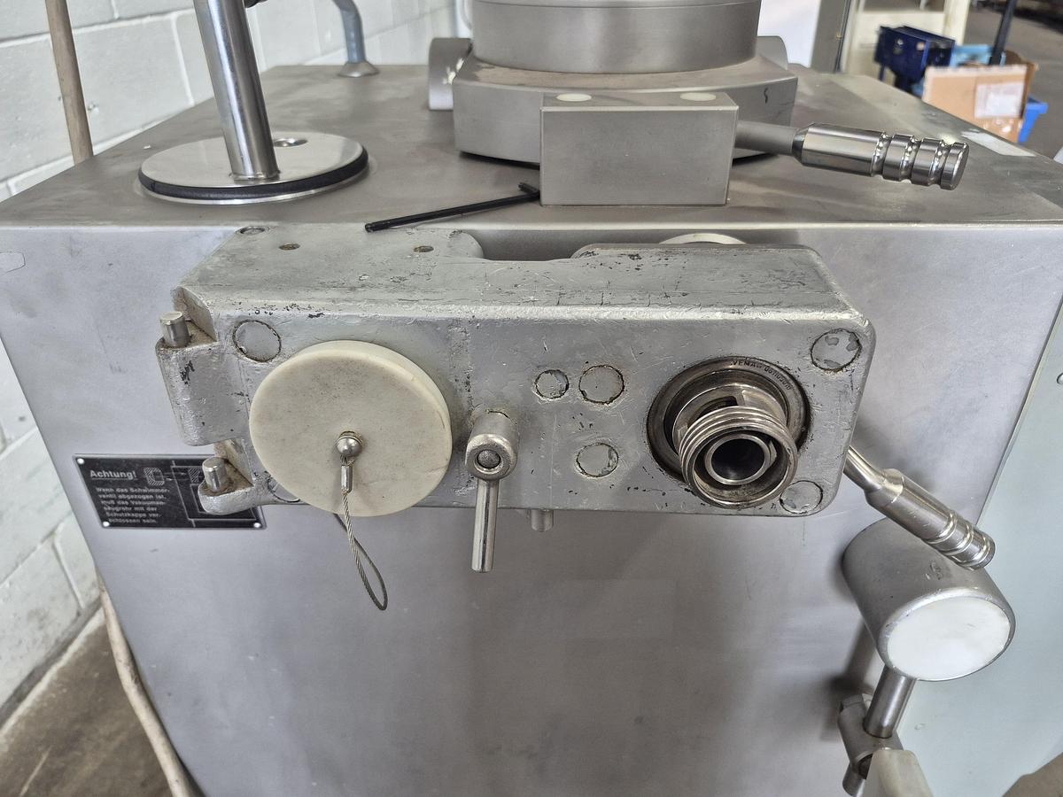 Used Vemag Robby Type 134 Continuous Vacuum Filler