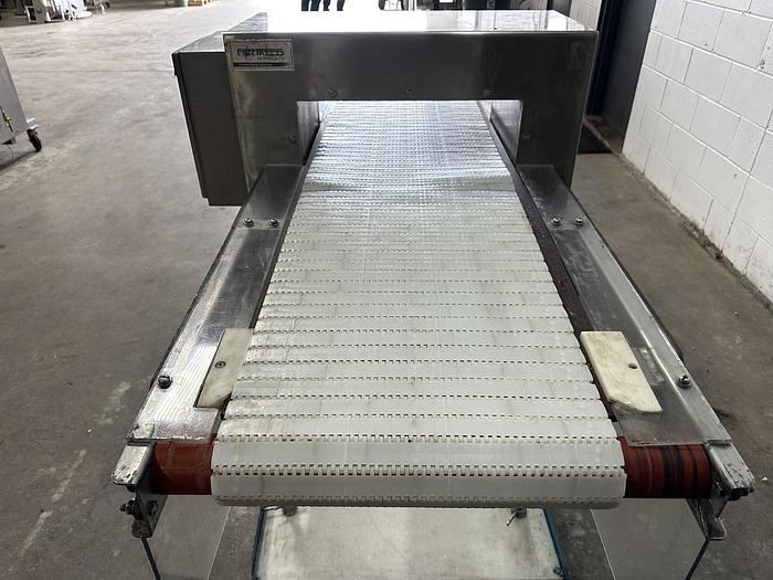 Used Fortress Metal Detector