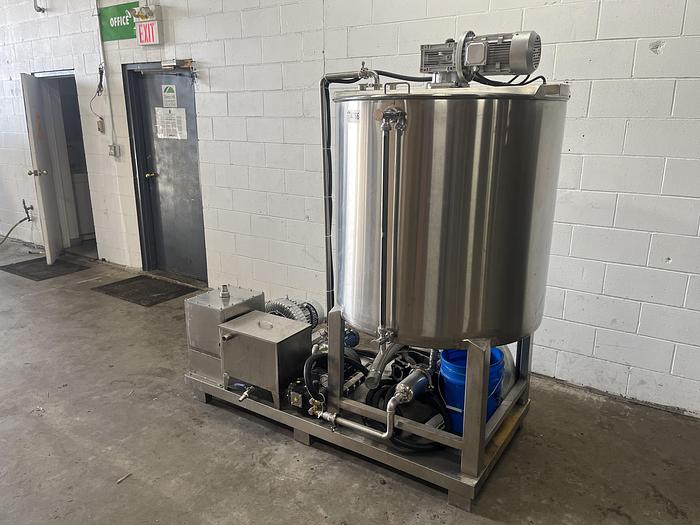 Used 1,000L Mixing Tank w/ Pumps