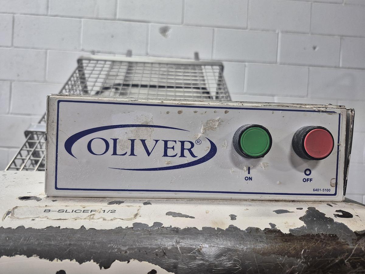 Used Oliver 797-G Slicer & Bloemhof Air Bagger