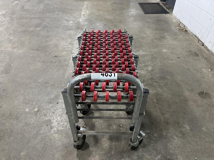 Used NestaFlex 226 Expandable Conveyor