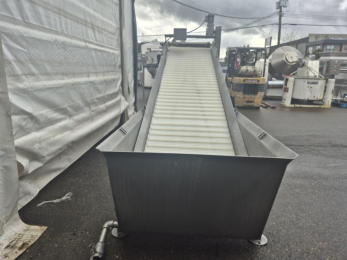 Used Incline Conveyor with Dip Tank