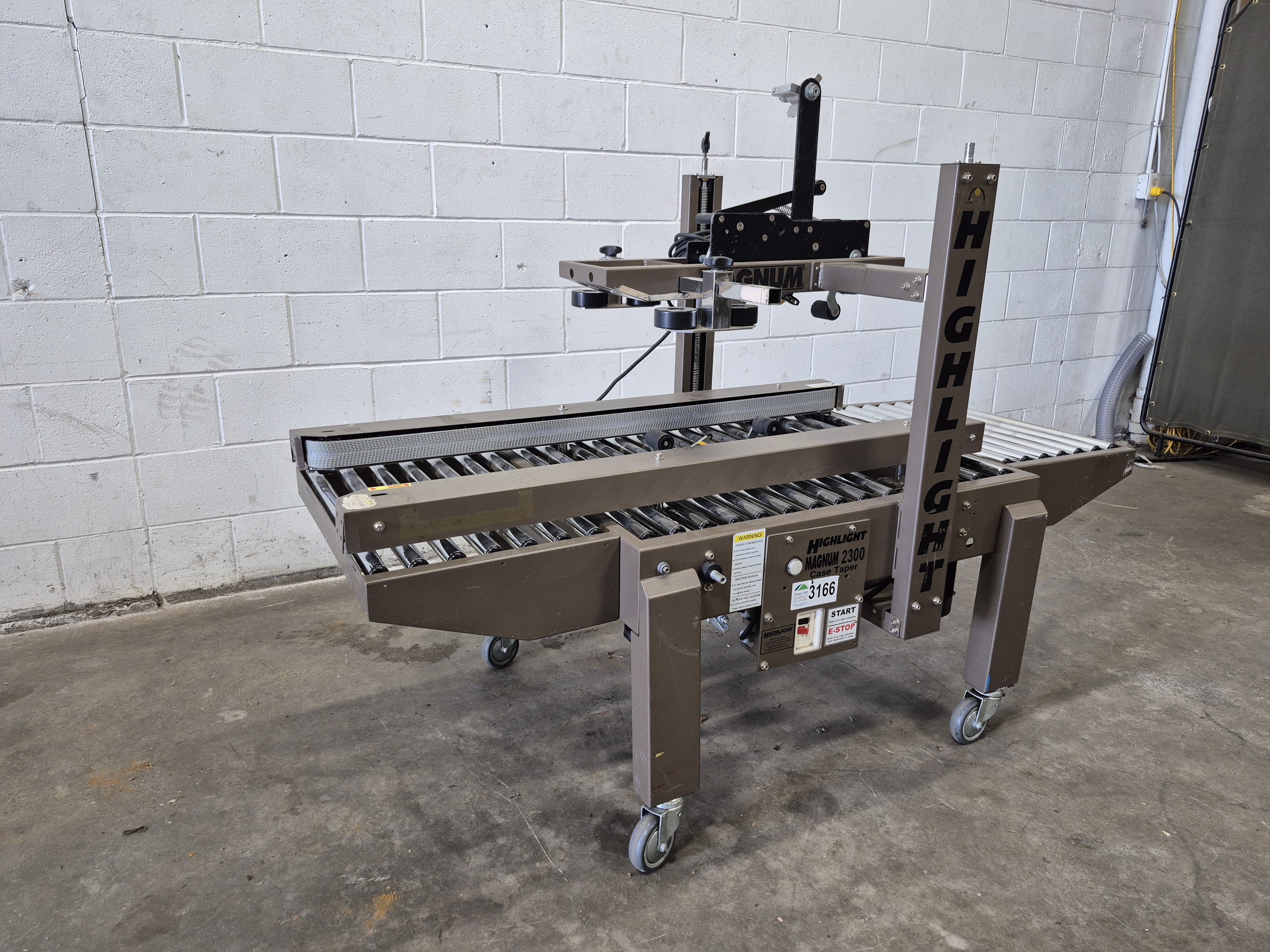 Used Highlight Magnum 2300 Case Sealer