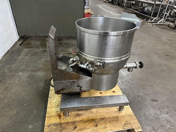 Used Groen DHT/20 Steam Jacketed Tilt Kettle