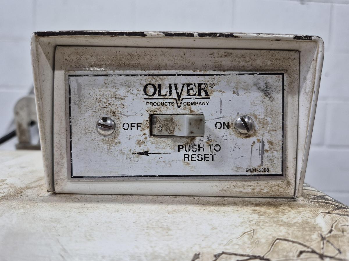 Used Oliver 797-32 Bread Slicer with Mini-Vert Air Bagger Station