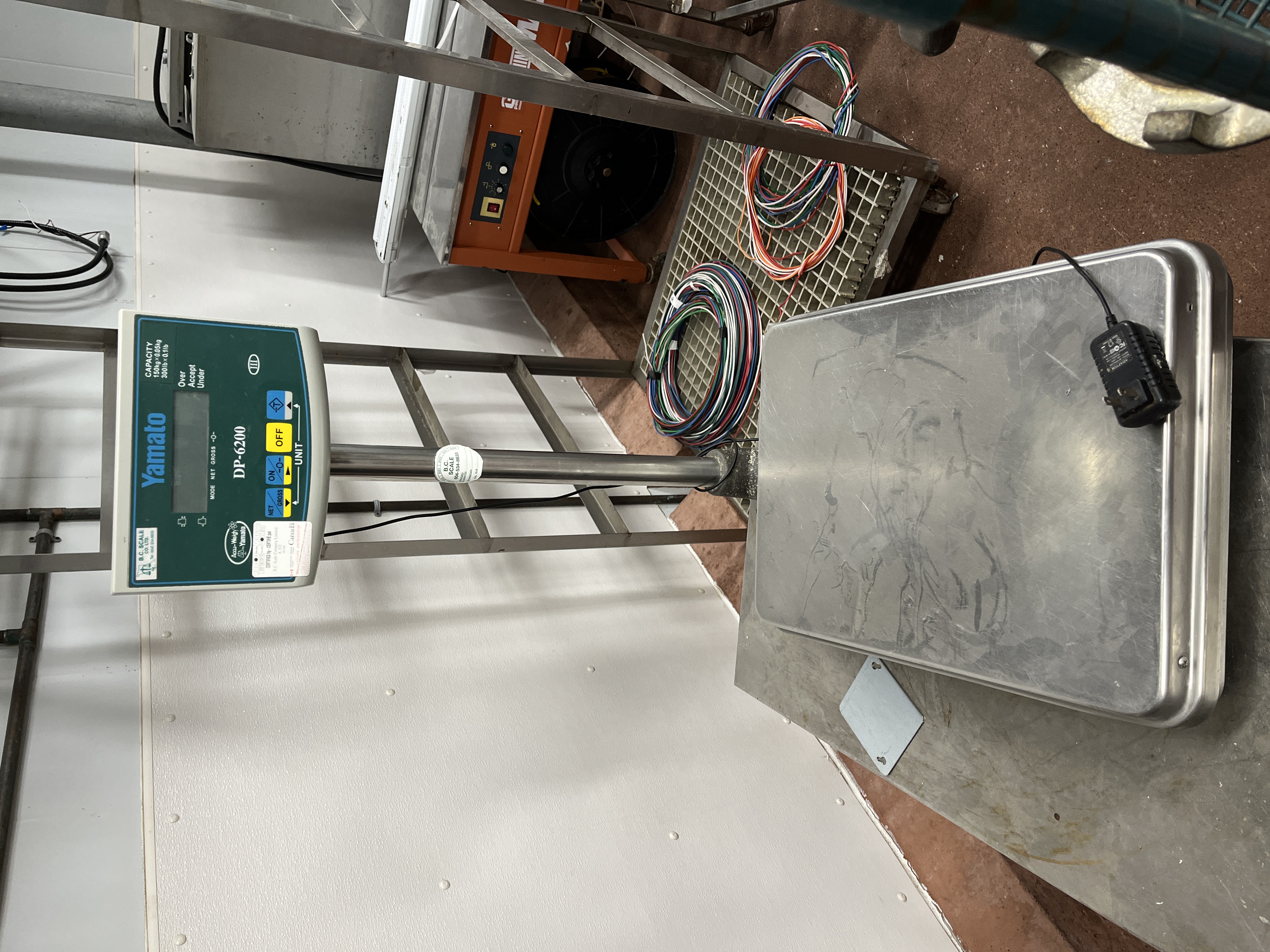 Used Yamamoto DP-6200 Bench Scale
