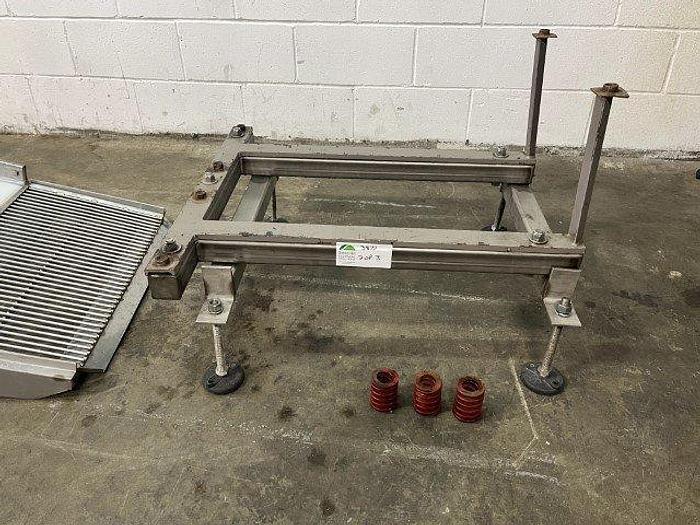 Used Syntron SF212-B Screening Feeder