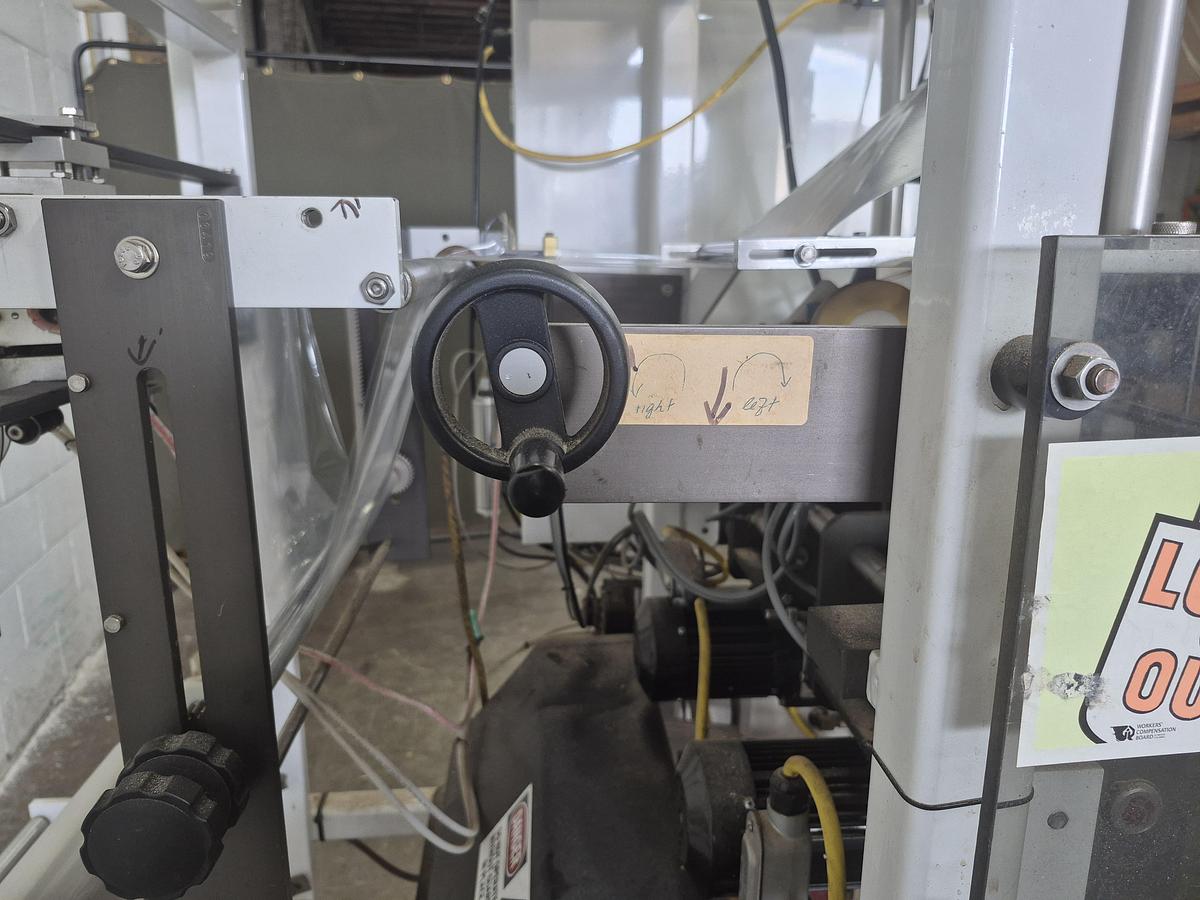 Used Matrix Packaging Machinery Vertical Form-fill-Seal Bagger