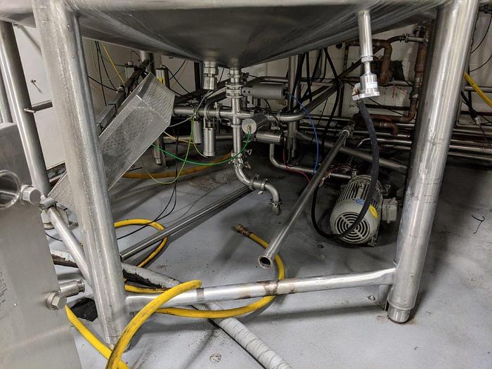 Used APV Crepaco 3,000 Gallon Tank