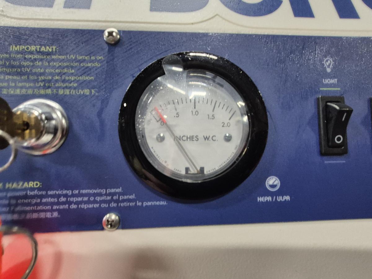 Used Air Science Purair LF Series Horizontal Flow Cabinet 