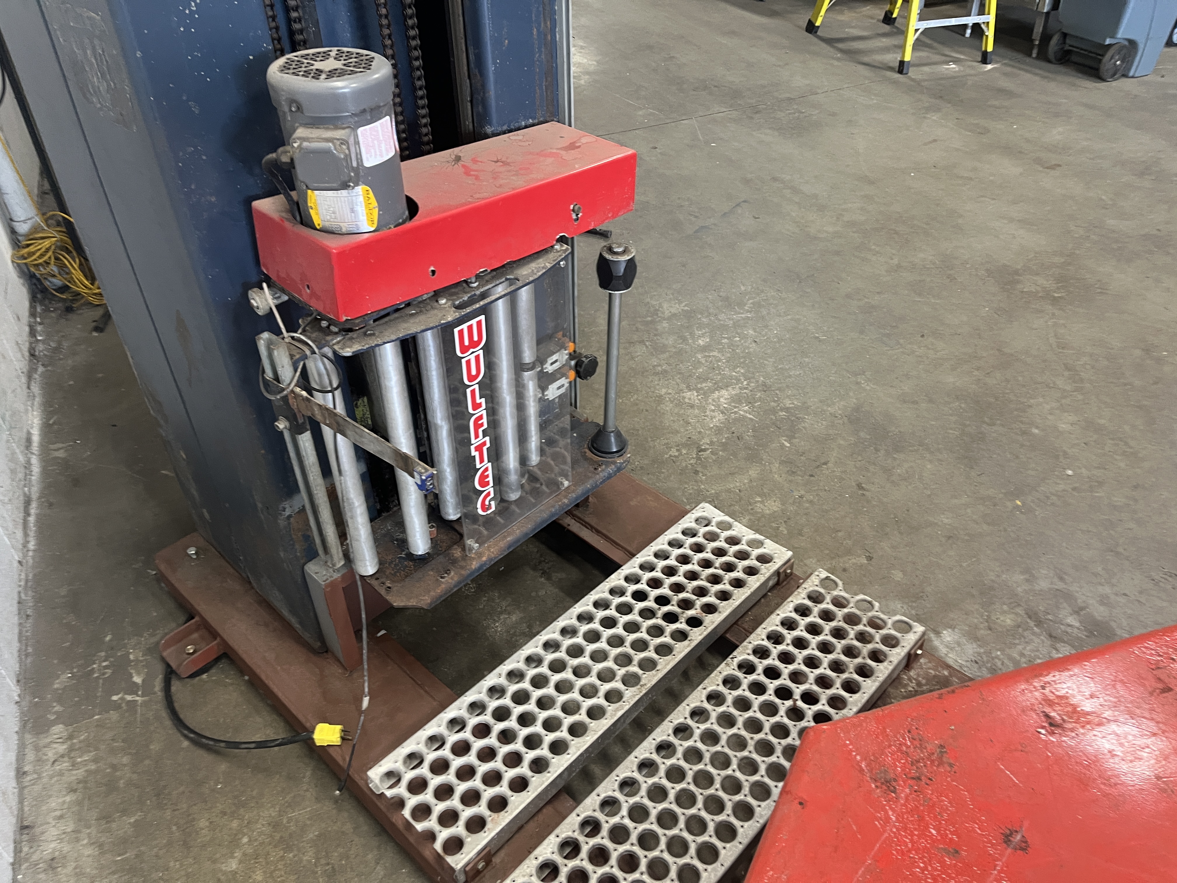 Used Wulftec WHP-300 Pallet Wrapper