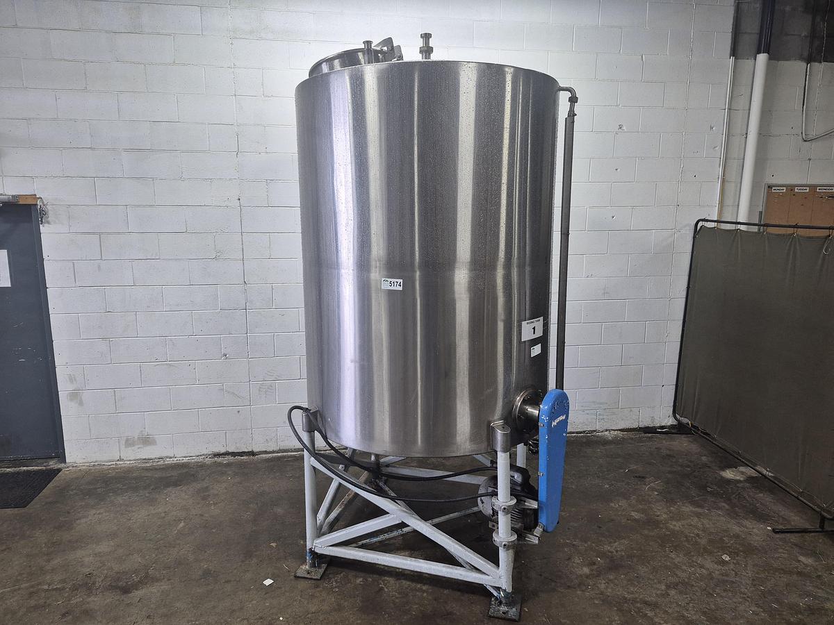 Used 3000L Mixing Tanks